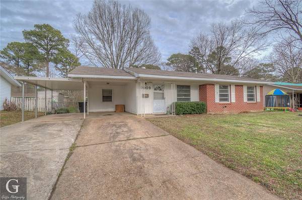 9009 Marva Drive, Shreveport, LA 71118