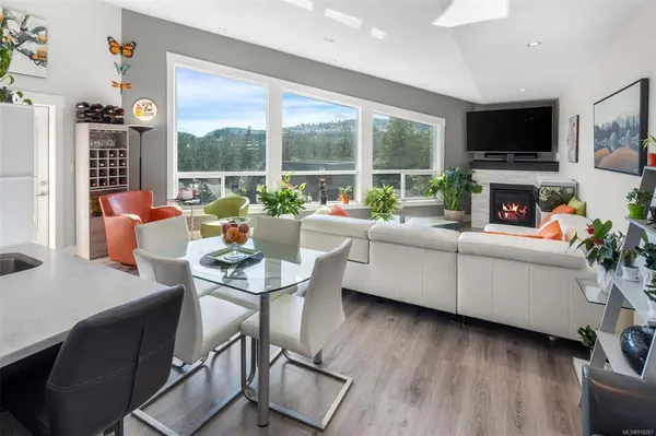 2454 Prospector Way, Langford, BC V9B 5X6