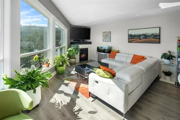 2454 Prospector Way, Langford, BC V9B 5X6