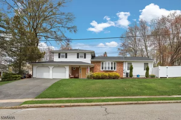 1 William Ct, Roxbury Twp., NJ 07876