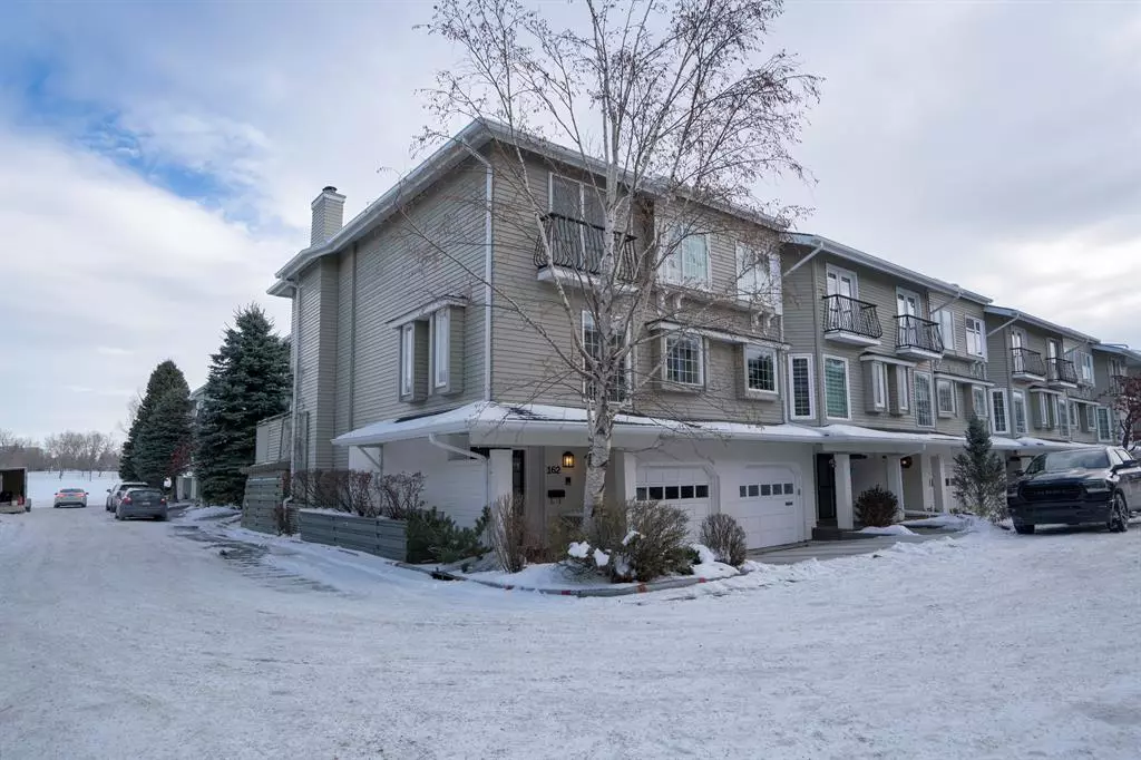 Calgary, AB T3A 2M7,3437 42 ST NW #162