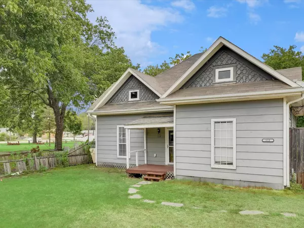 113 E Kosse Street, Howe, TX 75459