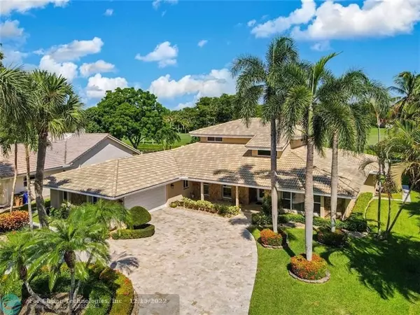 2527 Deer Creek Lakes Dr,  Deerfield Beach,  FL 33442