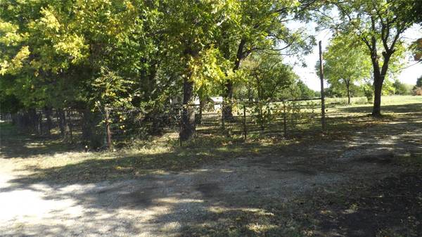 227 Neck Road, Ferris, TX 75125