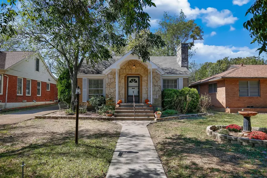 813 Cliffdale Avenue, Dallas, TX 75211