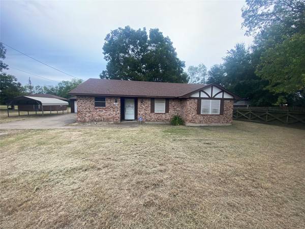 1303 Tyler, Thornton, TX 76687