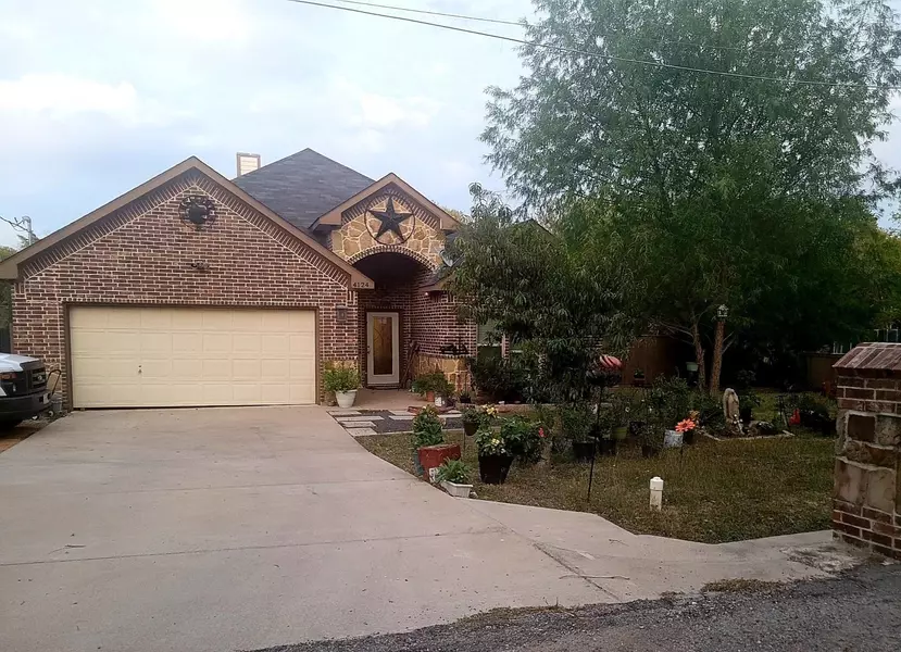 4124 Portwood Drive, Lancaster, TX 75134