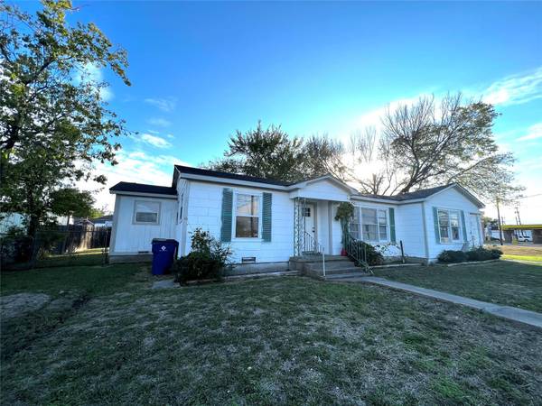 2607 Jones Street, Greenville, TX 75401