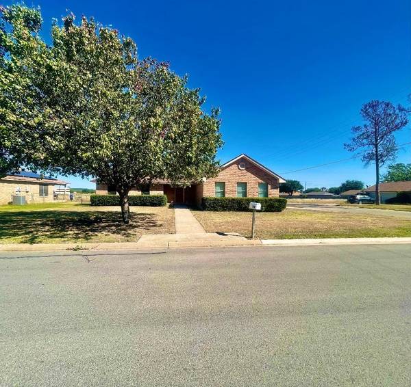 700 NE 40th Avenue NE, Mineral Wells, TX 76067