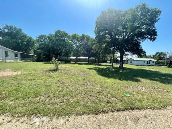 458 County Road 1768, Clifton, TX 76634