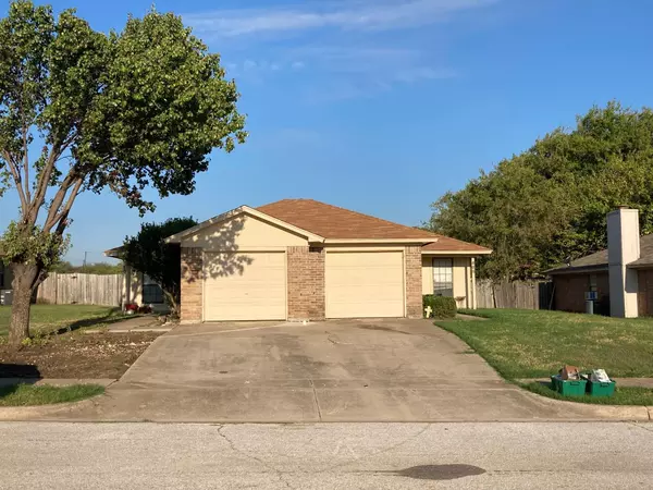 Saginaw, TX 76179,808 White Rock Street #810