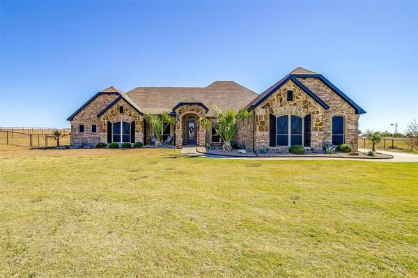 10552 Baucum Road, Waxahachie, TX 75167