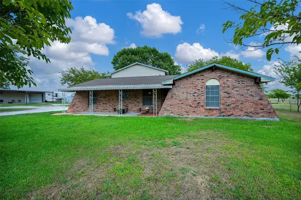 12074 Precinct Circle,  Forney,  TX 75126