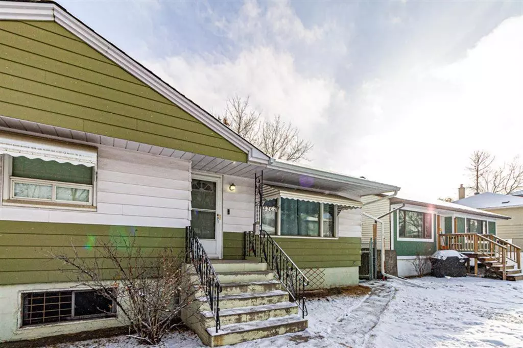 Calgary, AB T2E 2L1,3206 29 ST SW