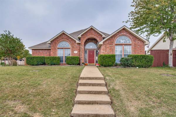 7014 Montego Drive, Rowlett, TX 75089