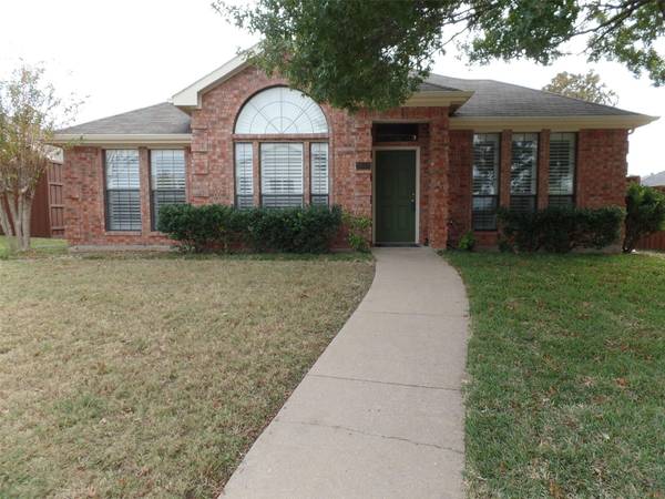 2008 Topaz Drive, Carrollton, TX 75010