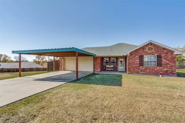 203 Hilltop Circle, Blue Ridge, TX 75424