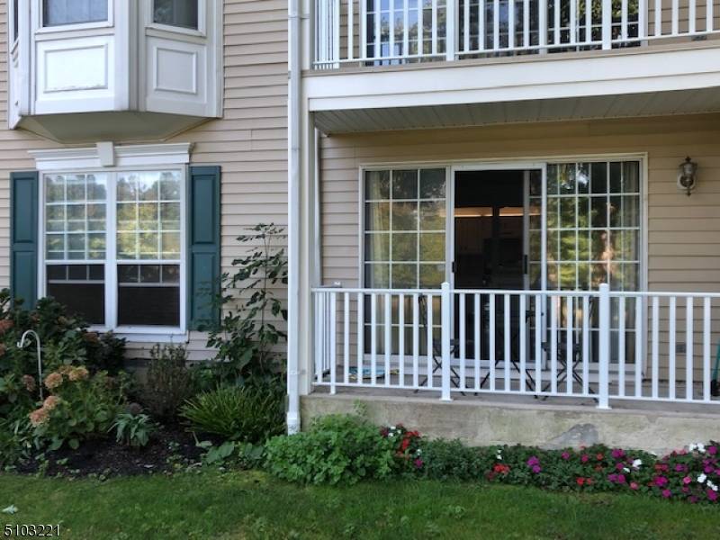 309 Wimbeldon Ct, North Brunswick Twp., NJ 08902