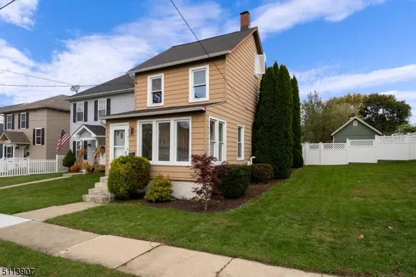 813 Wilbur Ave, Phillipsburg Town, NJ 08865