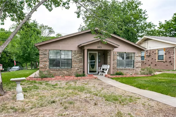 Weatherford, TX 76086,203 E Rentz Street