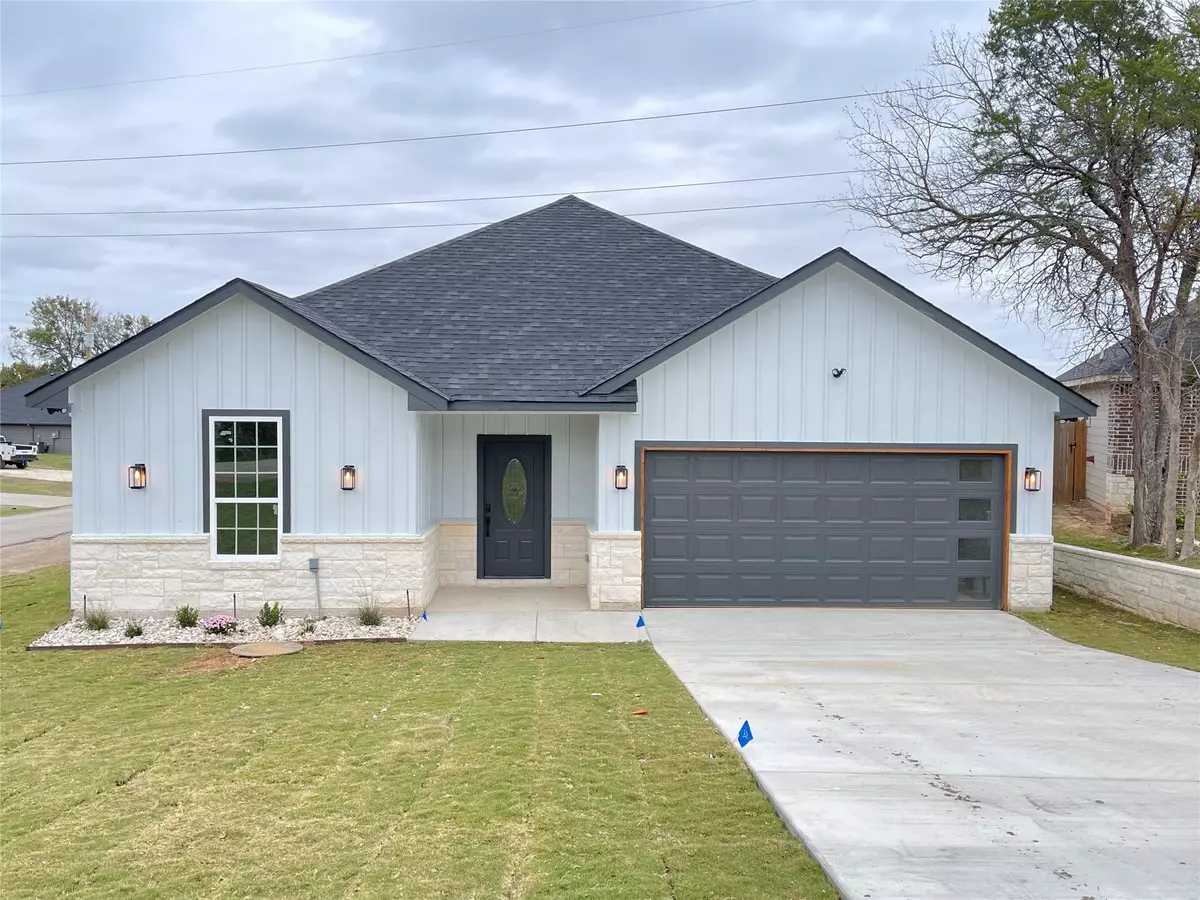 Granbury, TX 76048,5101 San Marcos Court