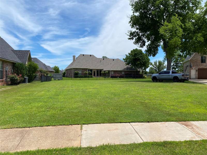 551 Canterbury Lane, Bossier City, LA 71111