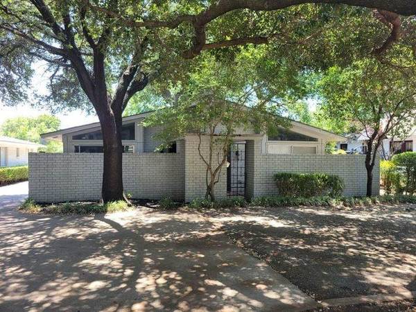 5515 El Campo Avenue #A & B, Fort Worth, TX 76107