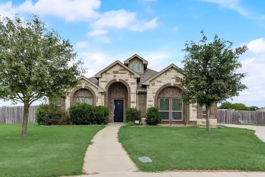 6601 Shady Nook Drive, Midlothian, TX 76065