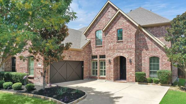 214 Crestbrook Drive, Rockwall, TX 75087