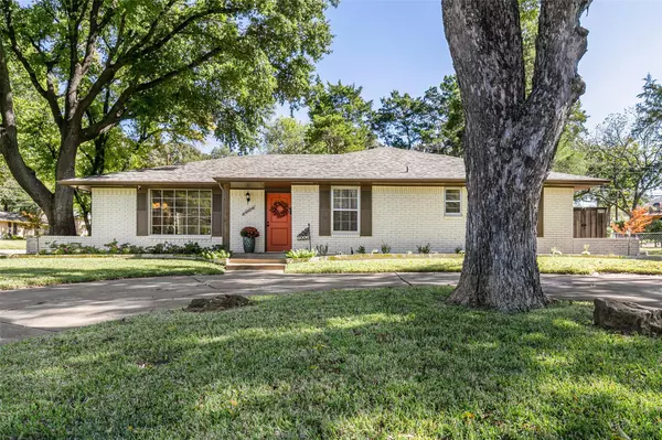 Dallas, TX 75232,6006 Hunters View Lane