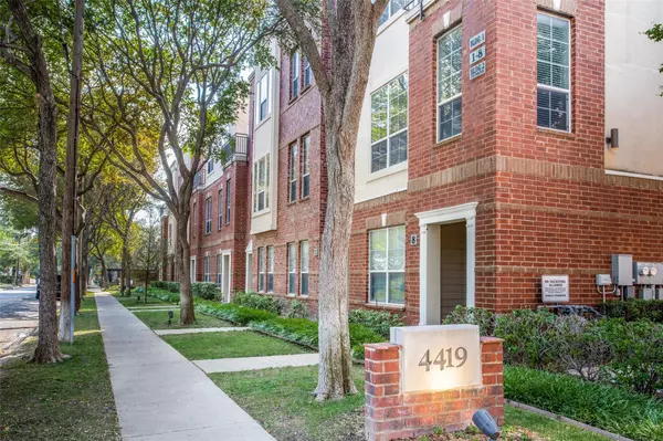 4419 Buena Vista Street #4, Dallas, TX 75205