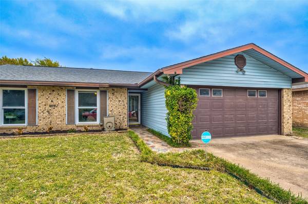 1829 Angelina Drive, Garland, TX 75040