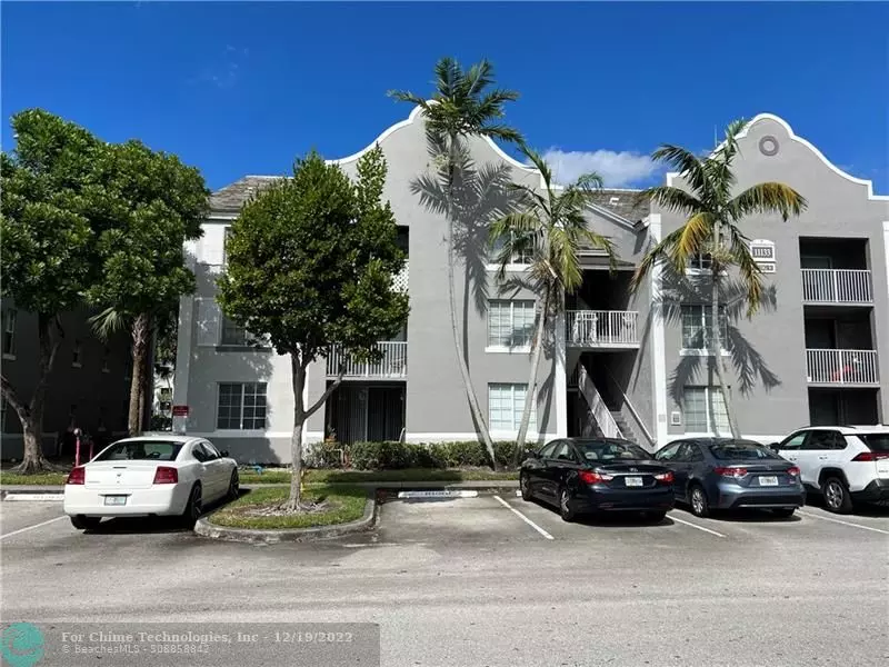 11133 SW 8th St  #301, Pembroke Pines, FL 33025