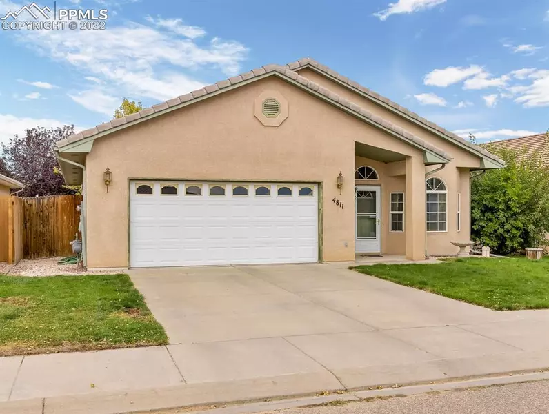 4811 Briarcrest DR, Pueblo, CO 81005