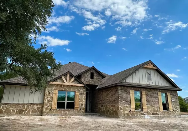 1050 Preserve Street, Springtown, TX 76085