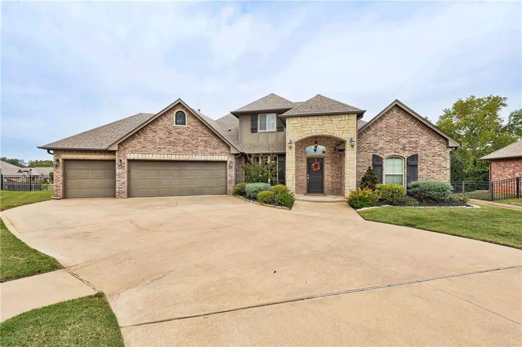 Oklahoma City, OK 73151,10625 Pinewood Forest Circle