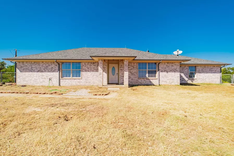 193 Hidden Meadow Court, Rhome, TX 76078