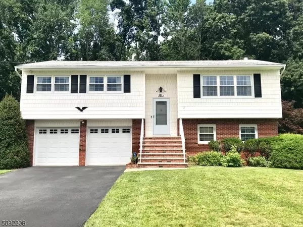 5 Coleridge Ter, Fairfield Twp., NJ 07004