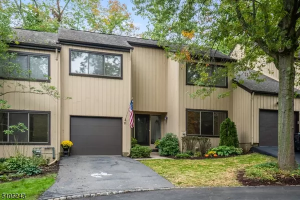 11 Poplar Ln, Harding Twp., NJ 07960