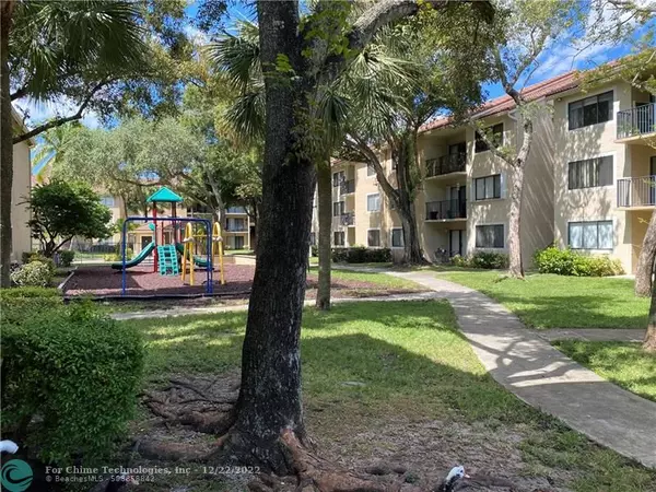 Coral Springs, FL 33071,9144 W Atlantic Blvd  #817