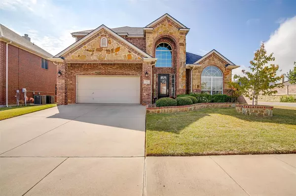 Burleson, TX 76028,932 Yucca Court