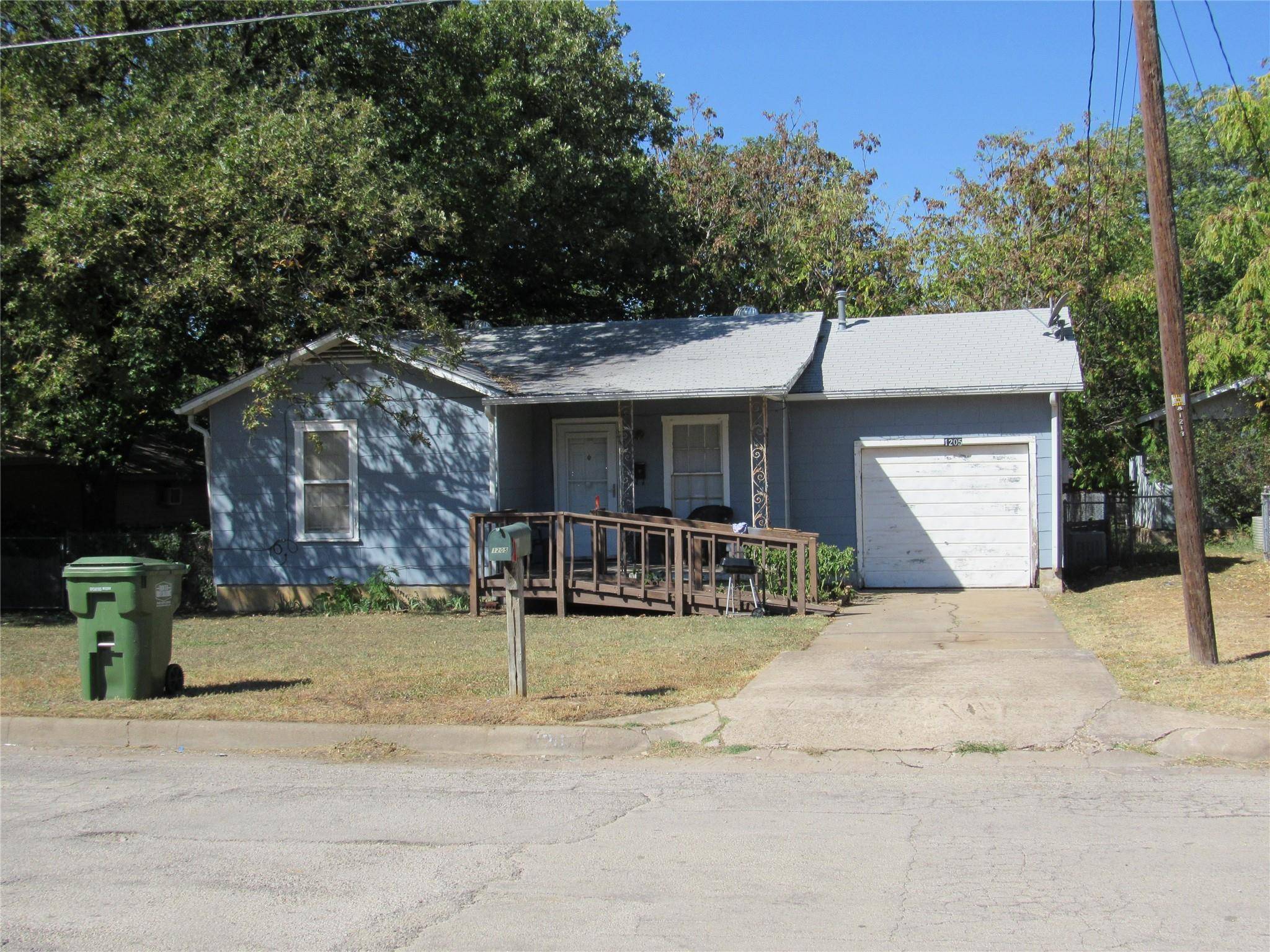 Mineral Wells, TX 76067,1205 NW 1st Avenue