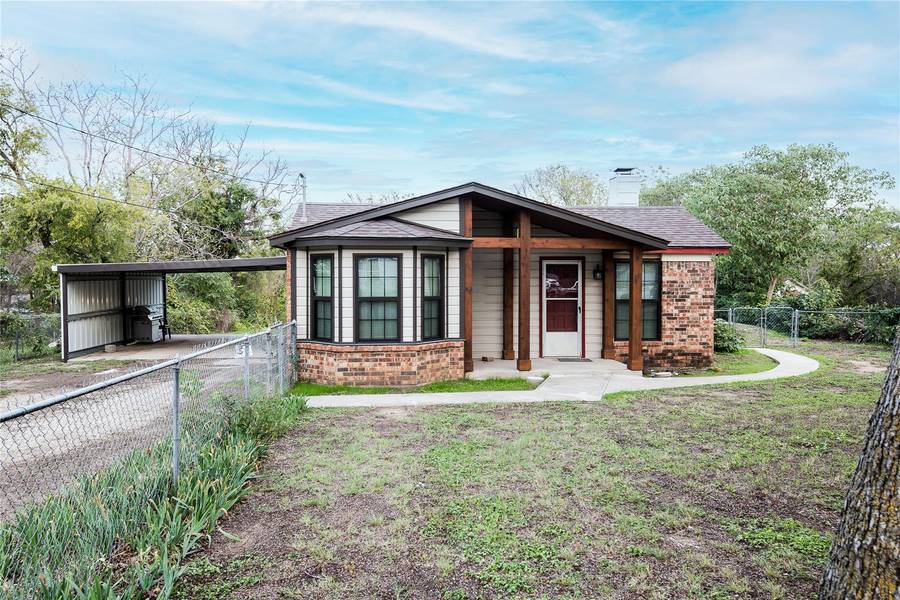 412 Calgary Road, Azle, TX 76020