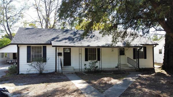 812 Wigley Street,  Mineola,  TX 75773