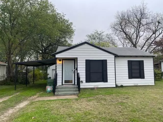 711 Gardiner Street, Arlington, TX 76012