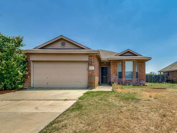 10441 Phantom Hill Road, Fort Worth, TX 76140