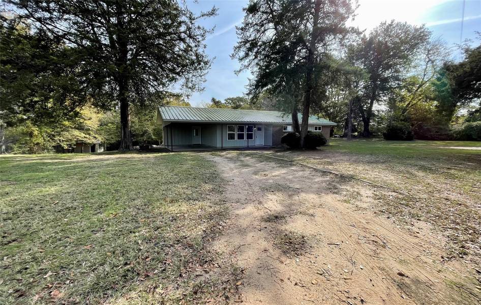 715 County Road 1181, Brashear, TX 75420