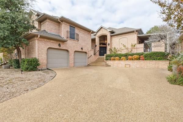 11 Winding Creek Trail, Garland, TX 75043