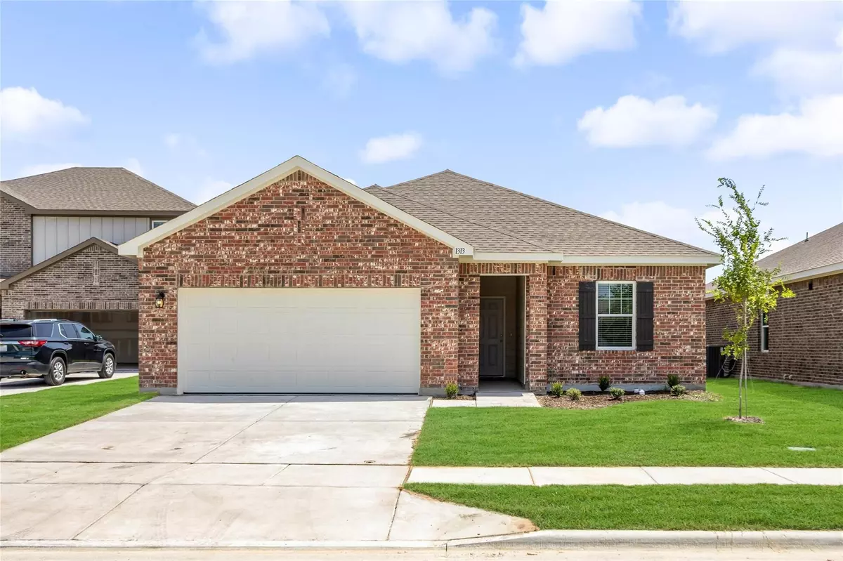 Fort Worth, TX 76052,1313 Gentle Creek Lane