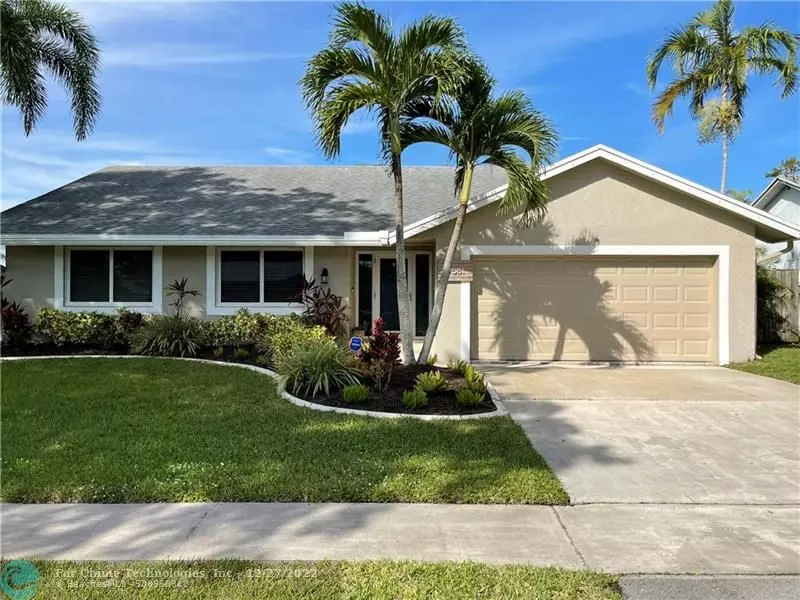 9581 NW 31st Pl, Sunrise, FL 33351